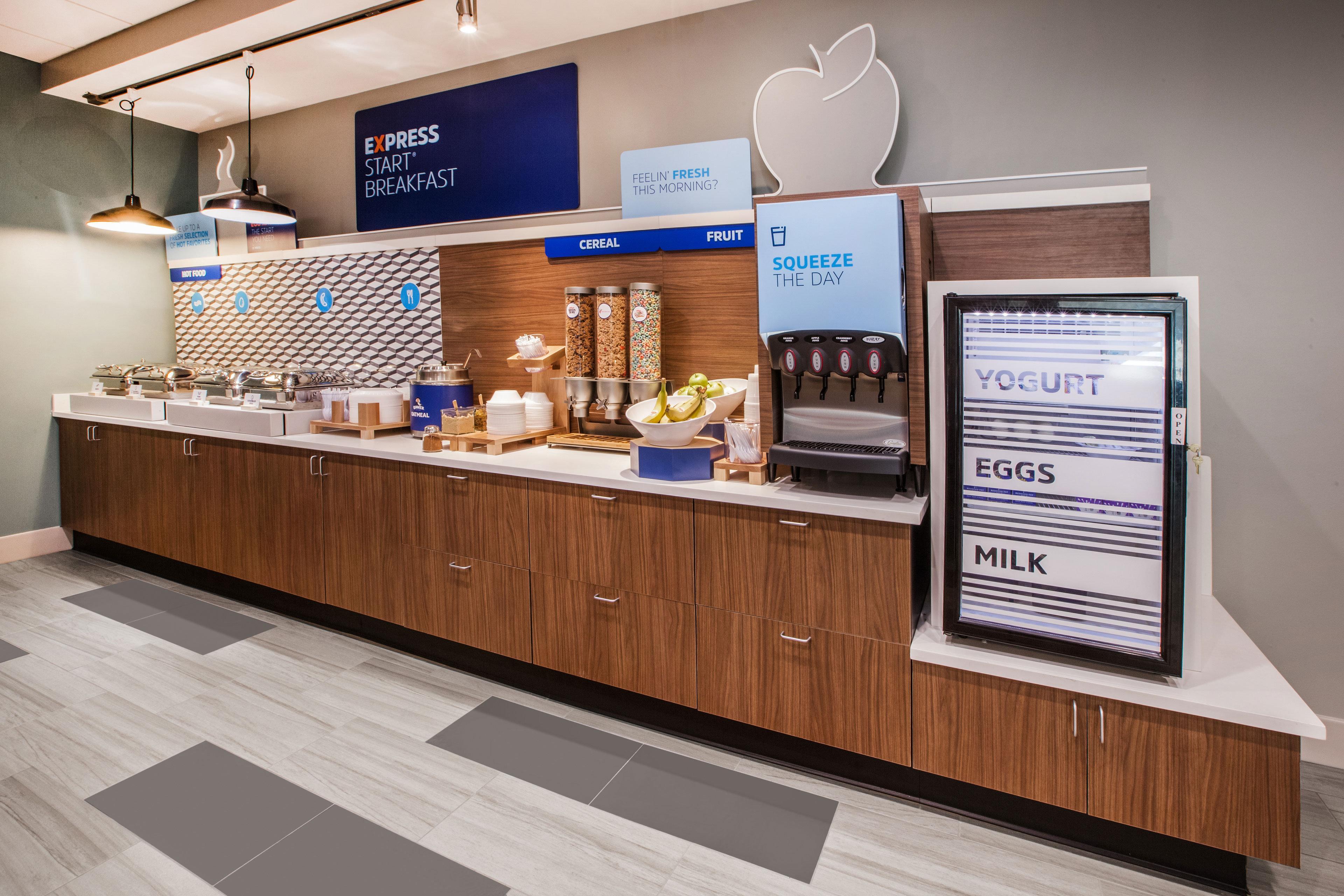 Holiday Inn Express & Suites Pueblo By Ihg מראה חיצוני תמונה