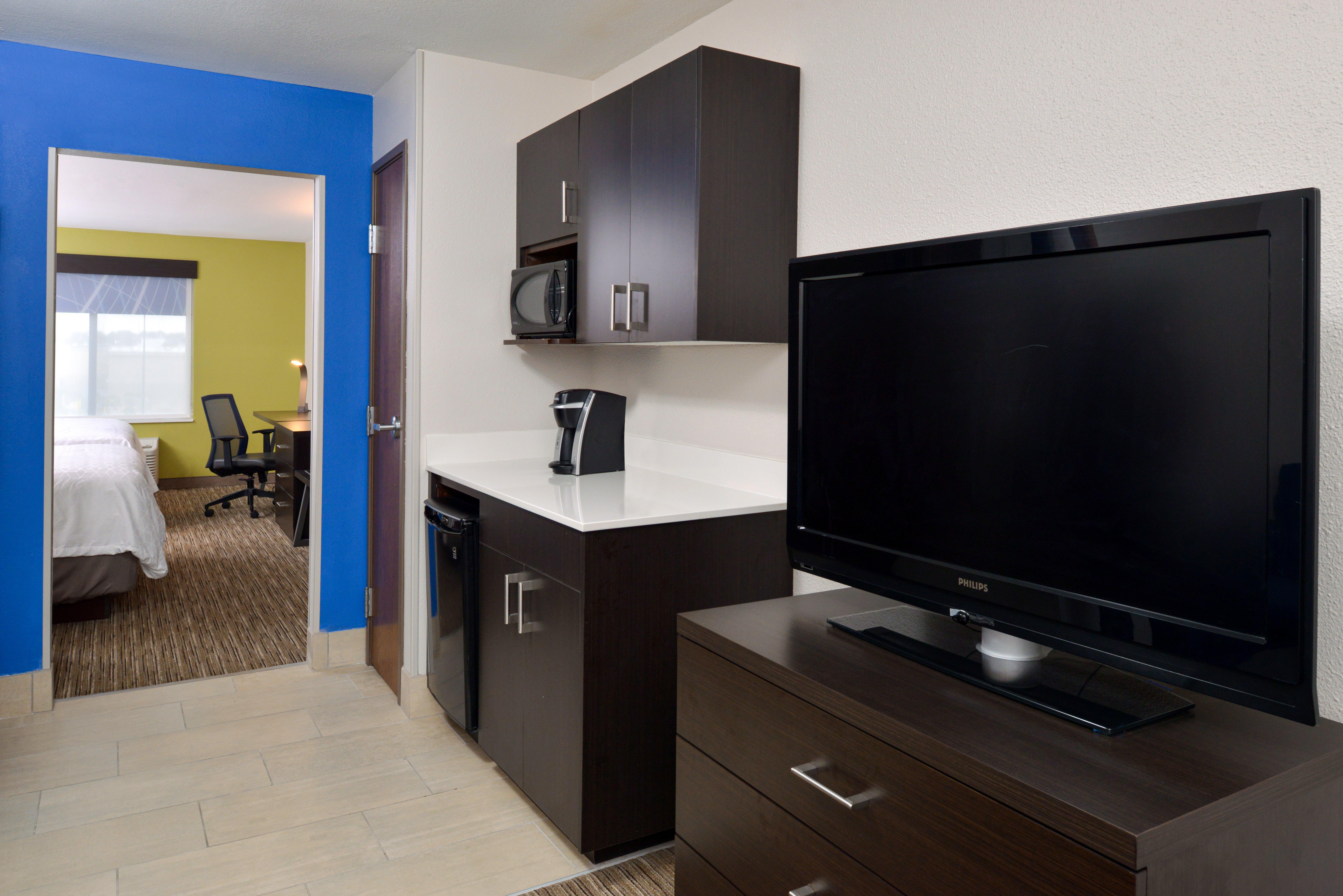 Holiday Inn Express & Suites Pueblo By Ihg מראה חיצוני תמונה