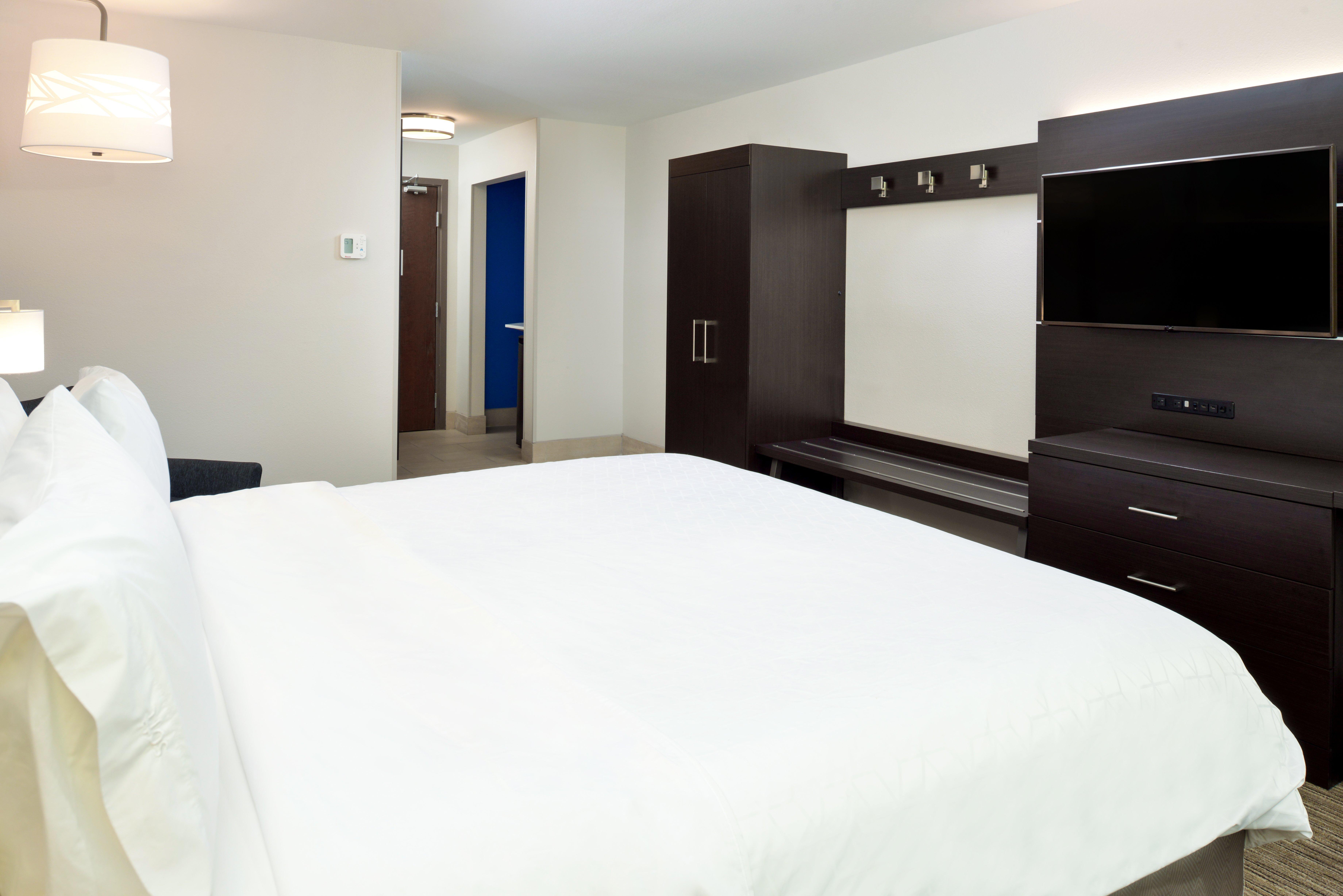 Holiday Inn Express & Suites Pueblo By Ihg מראה חיצוני תמונה