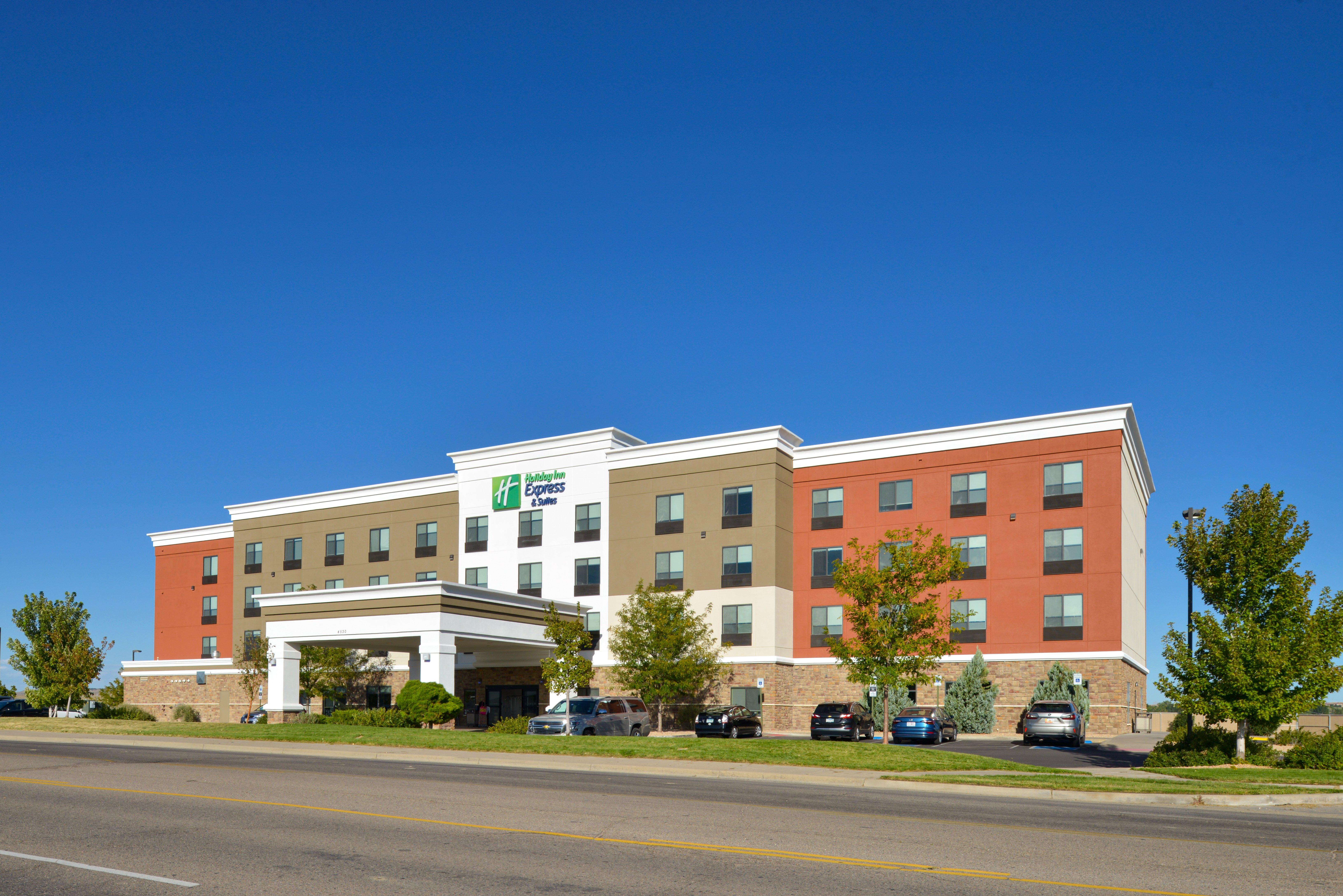 Holiday Inn Express & Suites Pueblo By Ihg מראה חיצוני תמונה