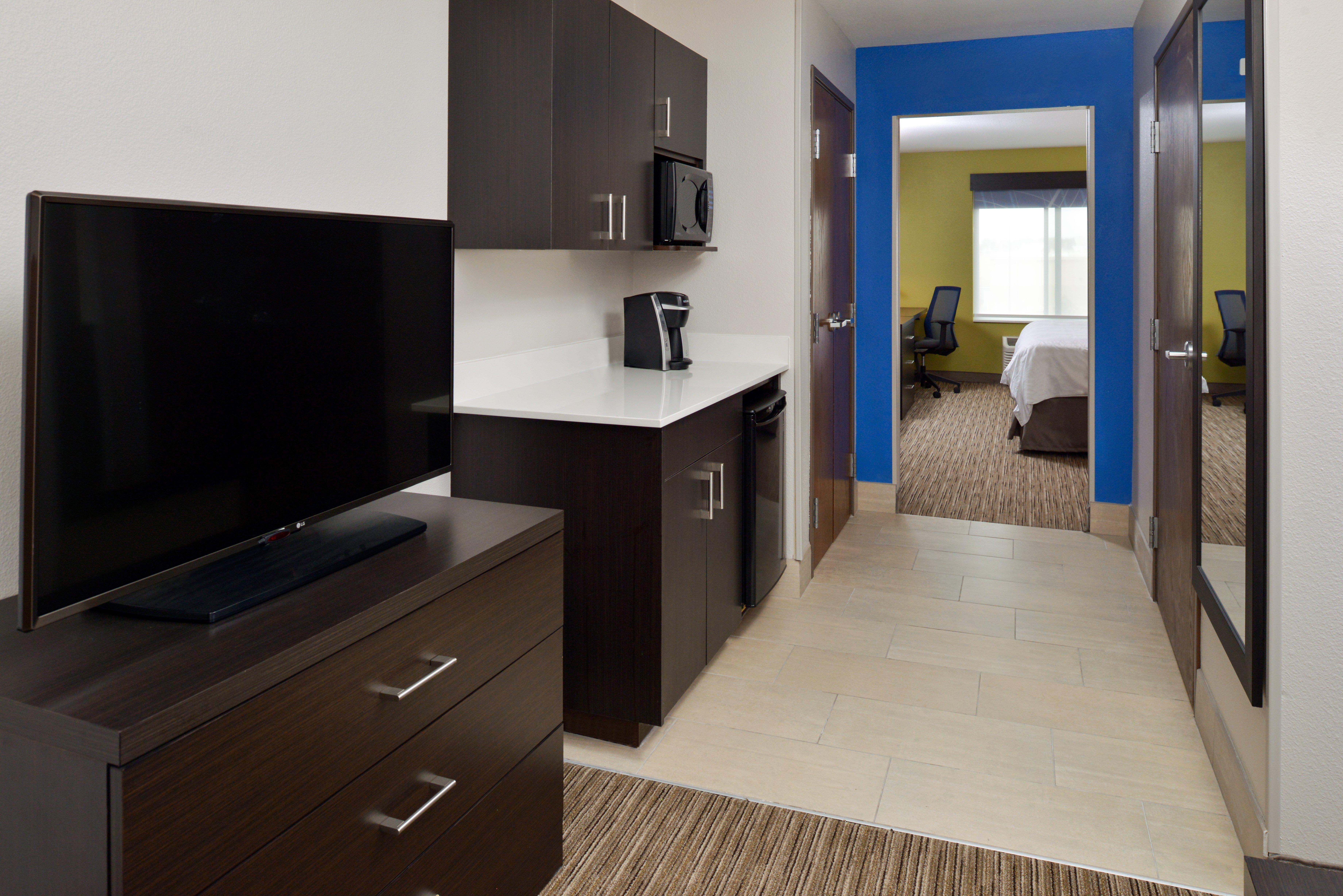 Holiday Inn Express & Suites Pueblo By Ihg מראה חיצוני תמונה