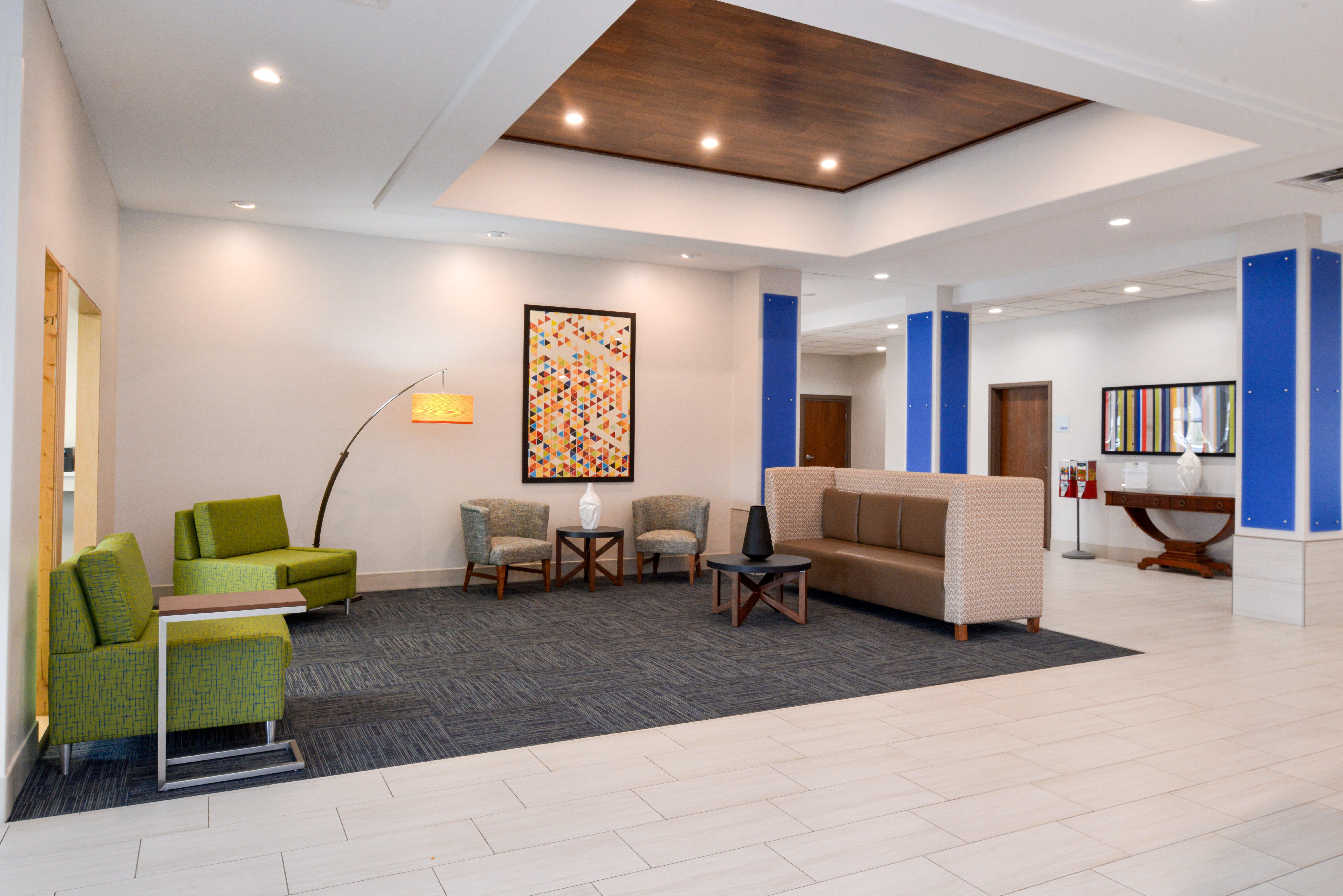 Holiday Inn Express & Suites Pueblo By Ihg מראה חיצוני תמונה
