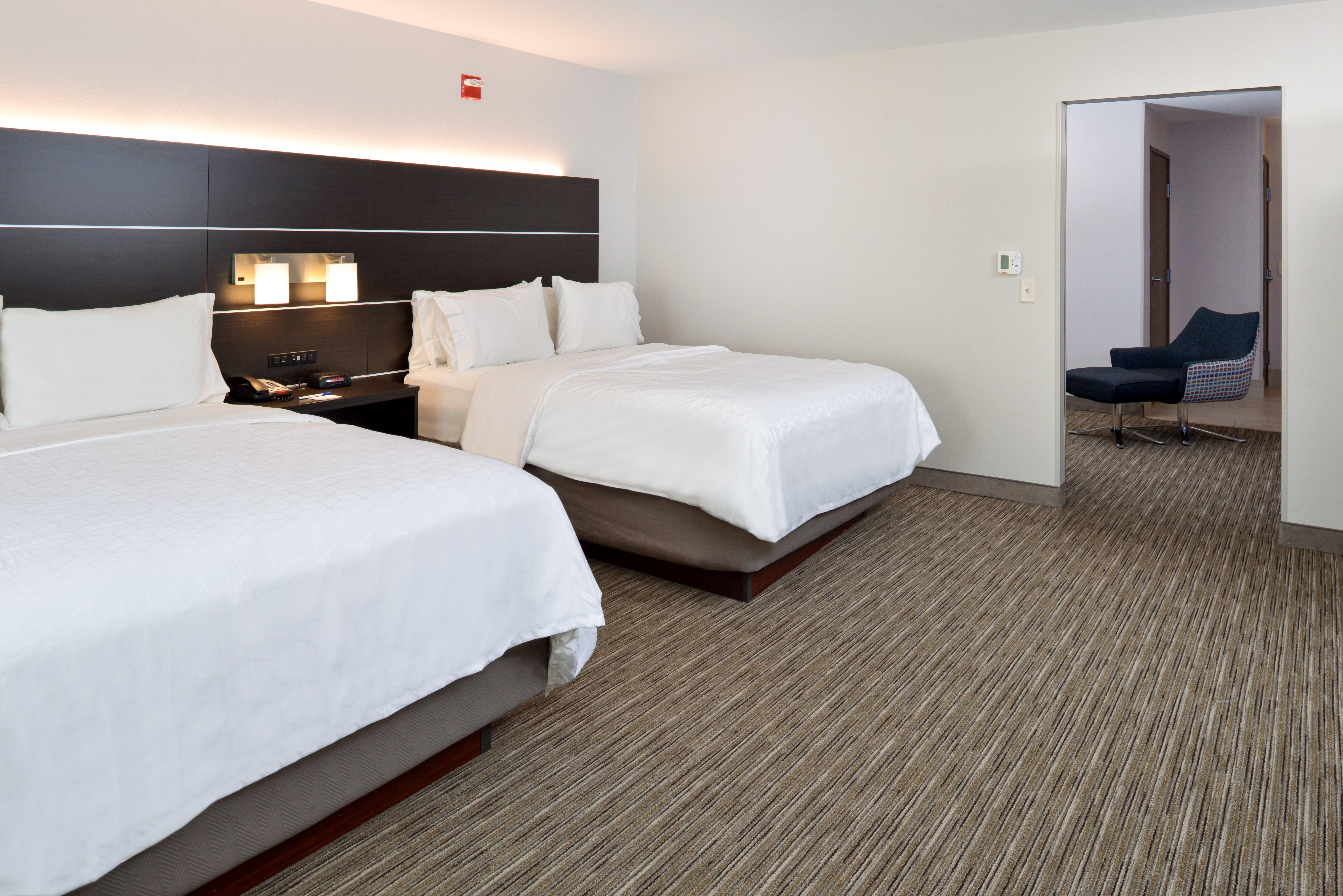 Holiday Inn Express & Suites Pueblo By Ihg מראה חיצוני תמונה